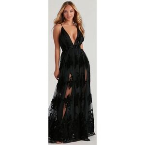 Windsor Black Velvet Morgan Flocked Velvet A-Line Formal Dress L